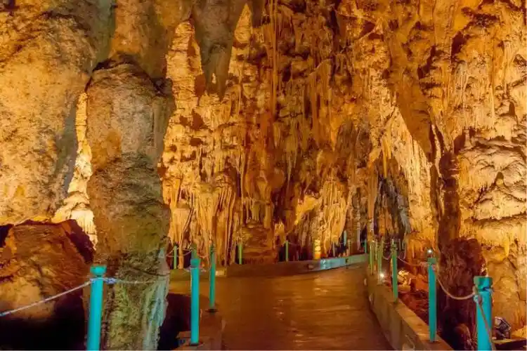 Explore 2 Alistrati Cave Aggitis Gorge